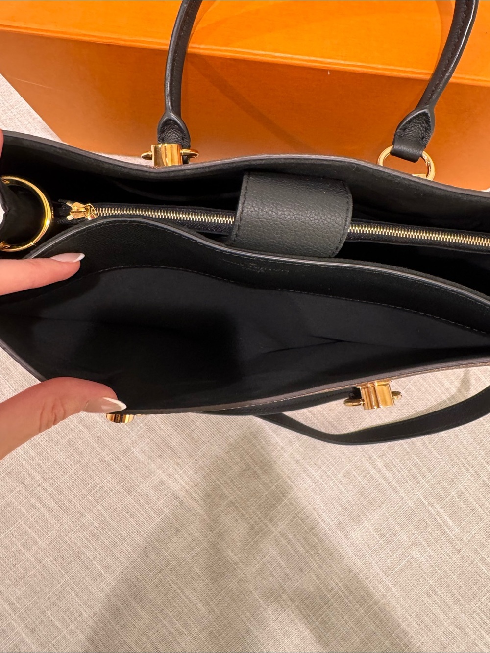Louis Vuitton Brown Damier Ebene Canvas Tote with Black Trim and Yellow LV Charm - Picture 11 of 15